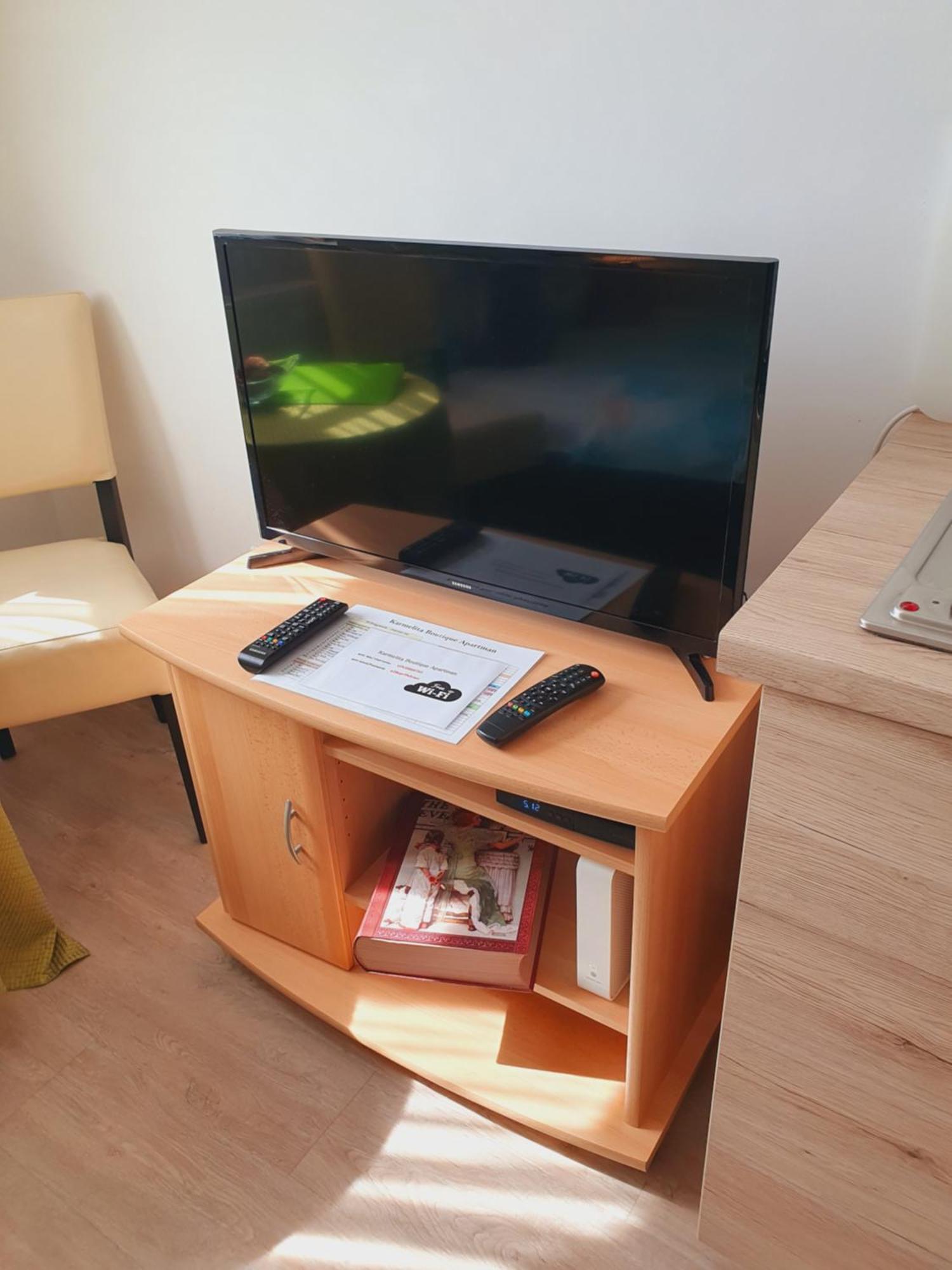 Karmelita Boutique Apartman Sopron Ruang foto